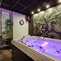 BRIT HOTEL & SPA Le Roc au Chien
