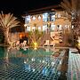 Season Palace Huahin Hotel
