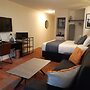 City of Sails Motel