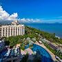 Crowne Plaza Resort Sanya Bay by IHG