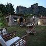 Epavlis Meteora Suites Hotel