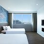 Centara Life Government Complex Hotel & Convention Centre Chaeng Watth
