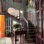 Hotel 19