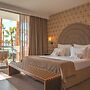 Wine & Books by the Sea, Algarve Resort