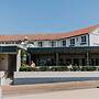 Seabreeze Hotel