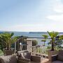 Harbour Heights Hotel