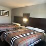 Deluxe INN  Augusta