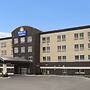 Days Inn & Suites by Wyndham Winnipeg Airport Manitoba