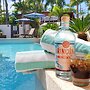 Casa Verde Hotel - Steps to the Beach | Pool, Restaurant & Bar