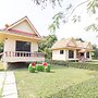 OYO 75359 Thaiburi Thara Resort