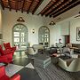 Palacio Provincial San Juan, Curio Collection by Hilton
