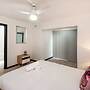 Convenient 1BR Apartment Close to Foreshore & Cbd