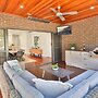 Indulge Luxury Homes - Dockside Marina