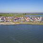 Spacious Holiday Home on Markermeer near Amsterdam