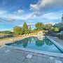 19th Centry Farmhouse Getaway - Sleep 12-14 W/pool