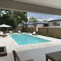 Fantastico Duplex Con Jardin y Piscina