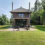Lush Holiday Home With a Private Hot Tub