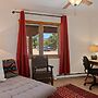 Sunlit Pines - Tucked in the Trees, Private Escape, Easy Drive to Plaz