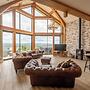 Valley View Lodge Sleeps 8 With Hot Tub