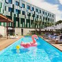 Moxy Antibes Sophia Antipolis