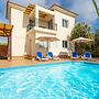 Villa Kleopatra Large Private Pool Walk to Beach A C Wifi Eco-friendly