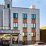 Umbrella Hotel Brooklyn