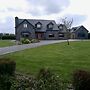 Carraig House, Cozy Countryside Apartment