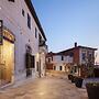 Casa Mespilea