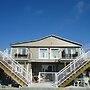 Bayside Inn & Waterfront Suites