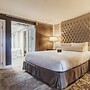 Hotel Ballard