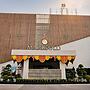 Marigold- Newly Renovated Hotel