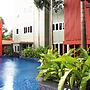 Phuket Ecozy Hotel