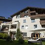 Chesa Surlej Hotel