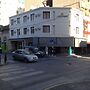 Lorenzo Suites Hotel