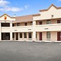 Super 8 by Wyndham Rahway/Newark