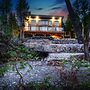 Stone Cove Waterfront Adults Only B&B