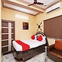 Goroomgo Sanjoy Guest House Ruby Tagore Park Kolkata