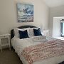 Farm House - Sleeps 7 - Garden - Parking