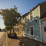 Irvine Riverside Guesthouse