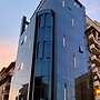 Black Diamond Hotel