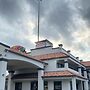 Island Suites