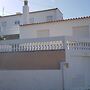 Lagoa 5 bed house- Red Ba Accomm UK