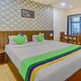Itsy Hotels Igloo Residency Raja Seat