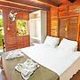 Cabana's Acqua Hotel