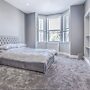 4 Bed-sleeps 8- Free Parking-pets-hot Tub