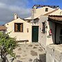 Cottage With 2 Bedroom, 2 Bathrooms, Heated Solar Pool, Sauna, Jacuzzi