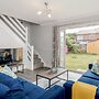 Ascot Pet Friendly 4 Bed House Parking