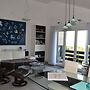 Two-bedroom Apartment for 4-5 Guests With Lake and Mountain Views