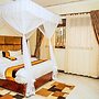 2 Bed - Sleeps 4 - Free Airport Shuttle