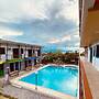 Cerca Parola Beach Resort by Cocotel